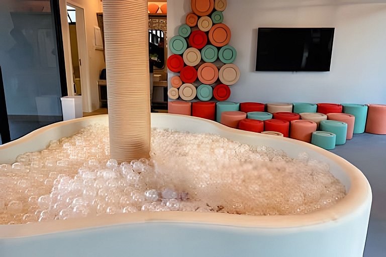 Cais - Apto Vista Mar & Beach Club, by Manta