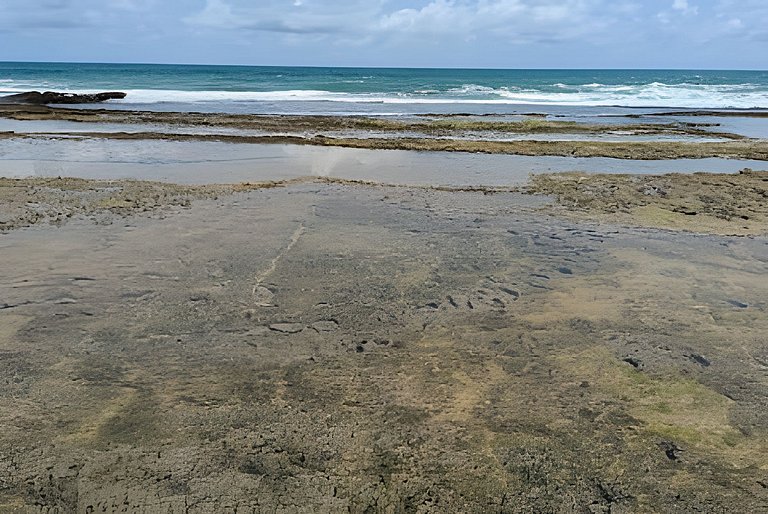 Cais Pé na Areia | 2 Quartos by Manta