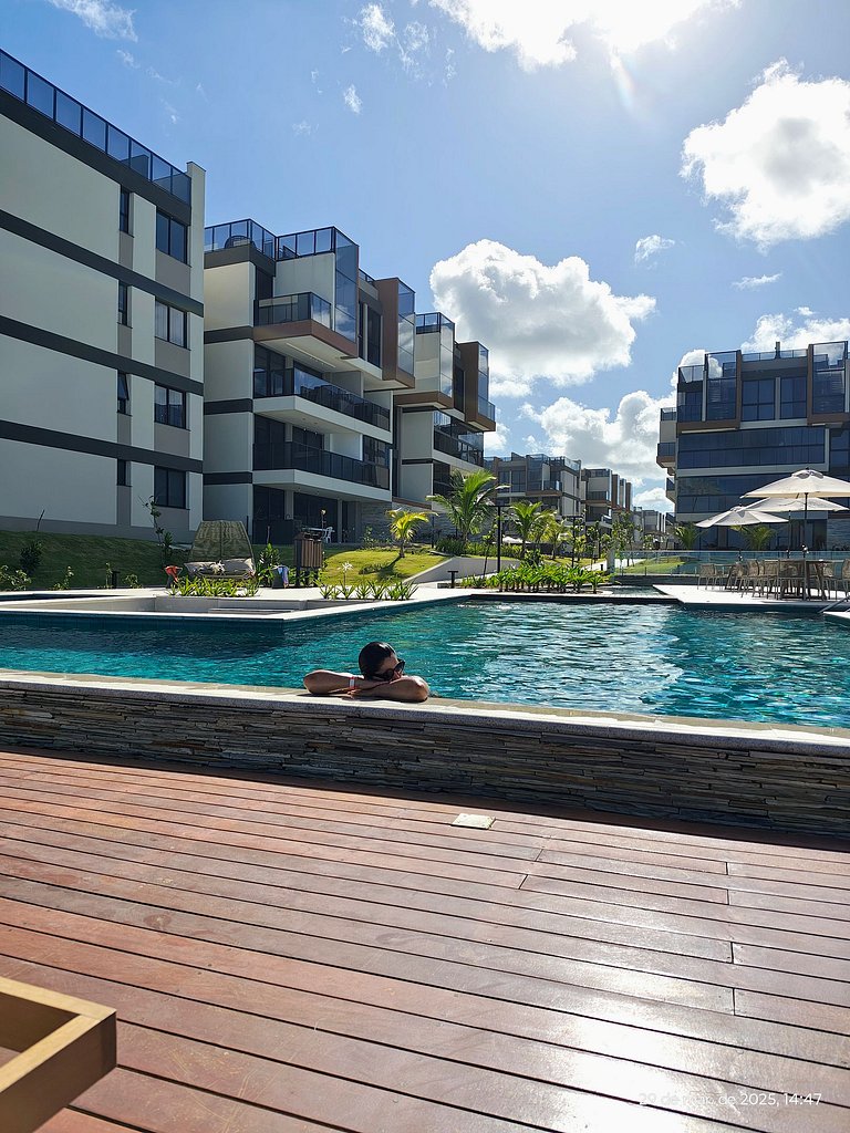 Cais Eco - pool front