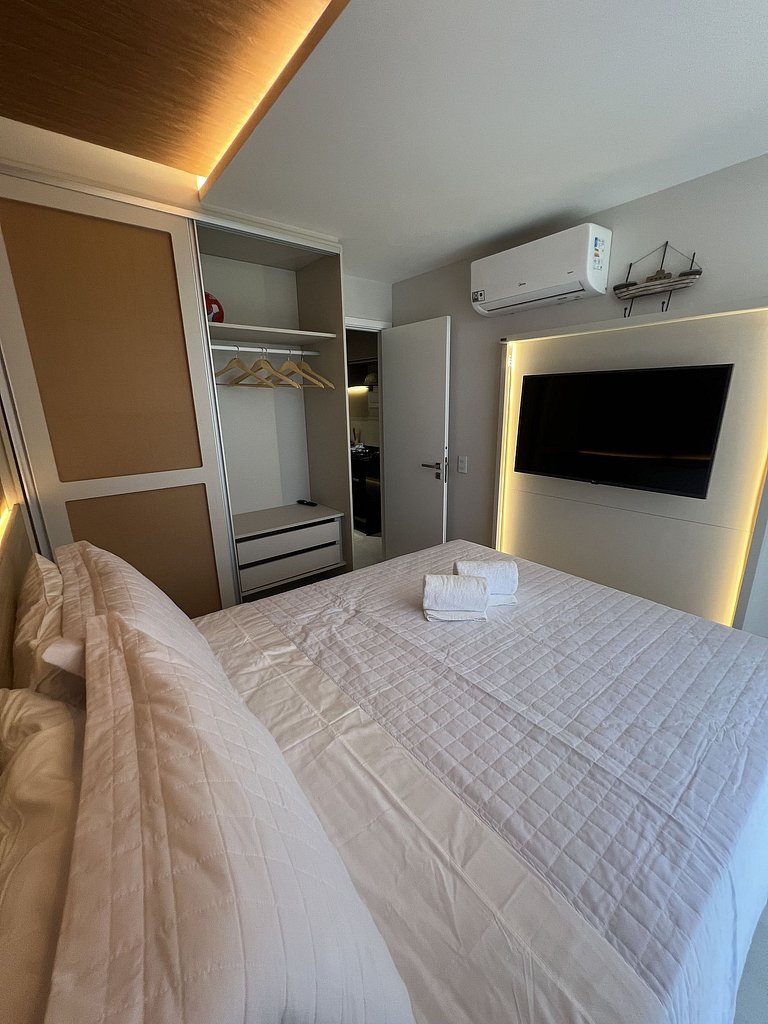 Cais - Vista lateral do Mar | 1 qto by Manta