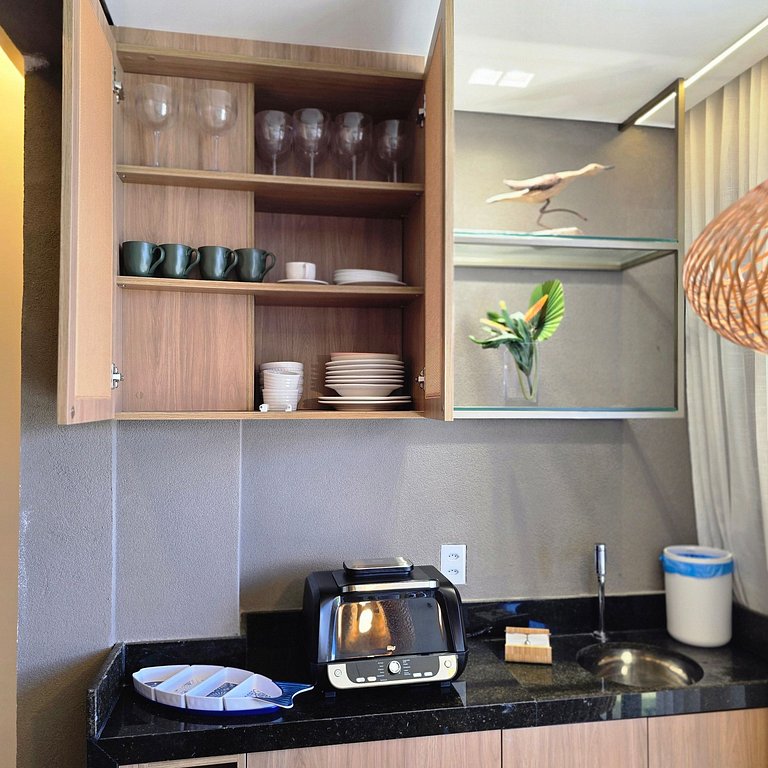 Cais - Lateral Sea View