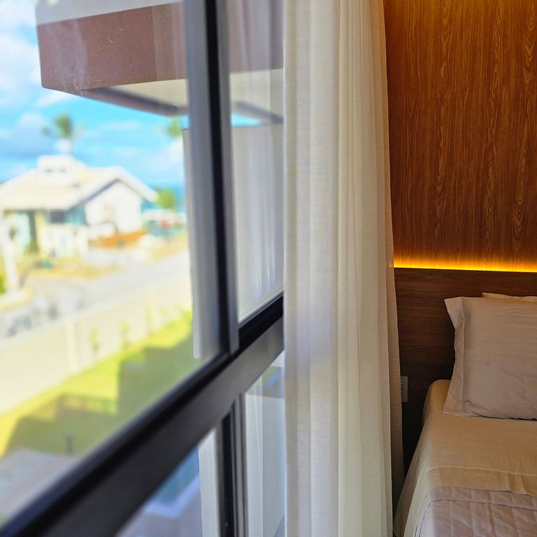 Cais - Vista lateral do Mar | 1 qto by Manta