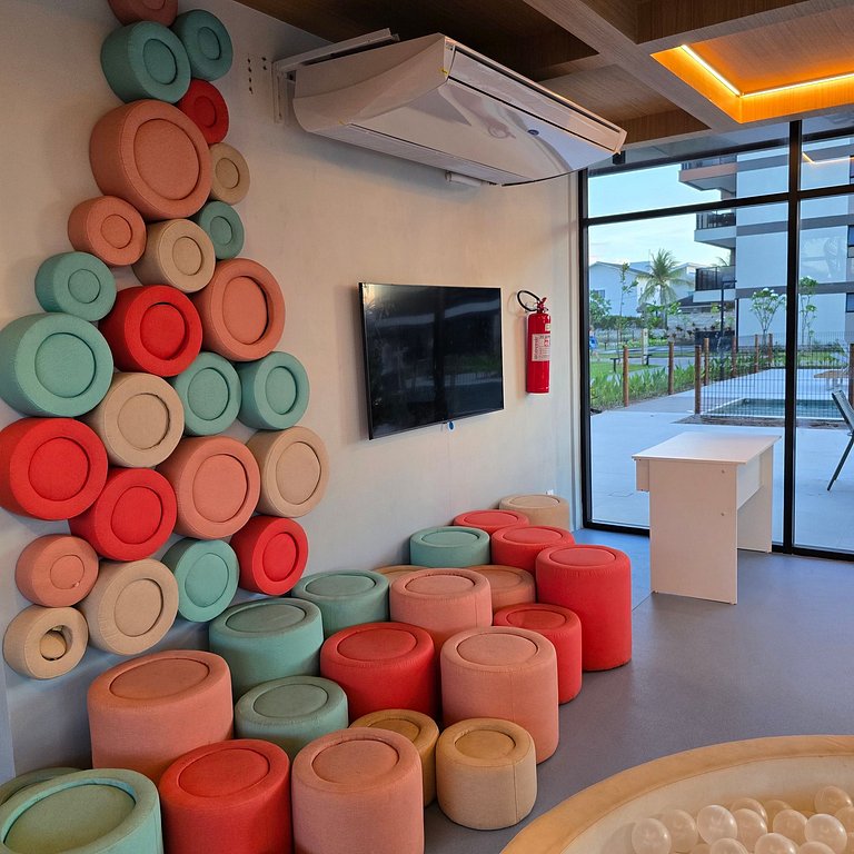 Cais - Lateral Sea View