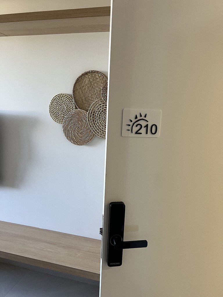 Cais - Lateral Sea View