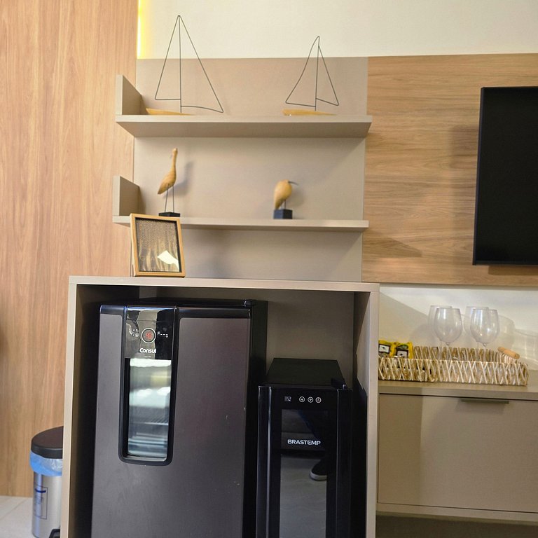 Cais- Vista mar em todos ambientes|1 qto, by Manta