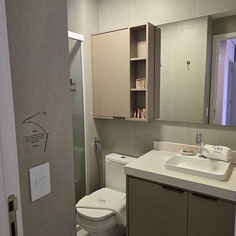 Cais- Vista mar em todos ambientes|1 qto, by Manta