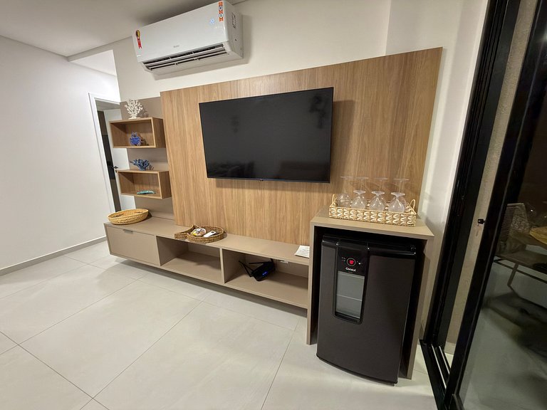 Cais - Golfinho - Vista Piscina | 2 qtos, by Manta