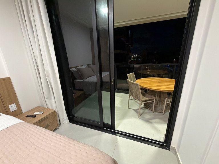 Cais - Golfinho - Vista Piscina | 2 qtos, by Manta