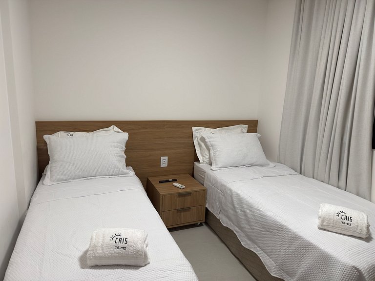 Cais - Golfinho - Vista Piscina | 2 qtos, by Manta