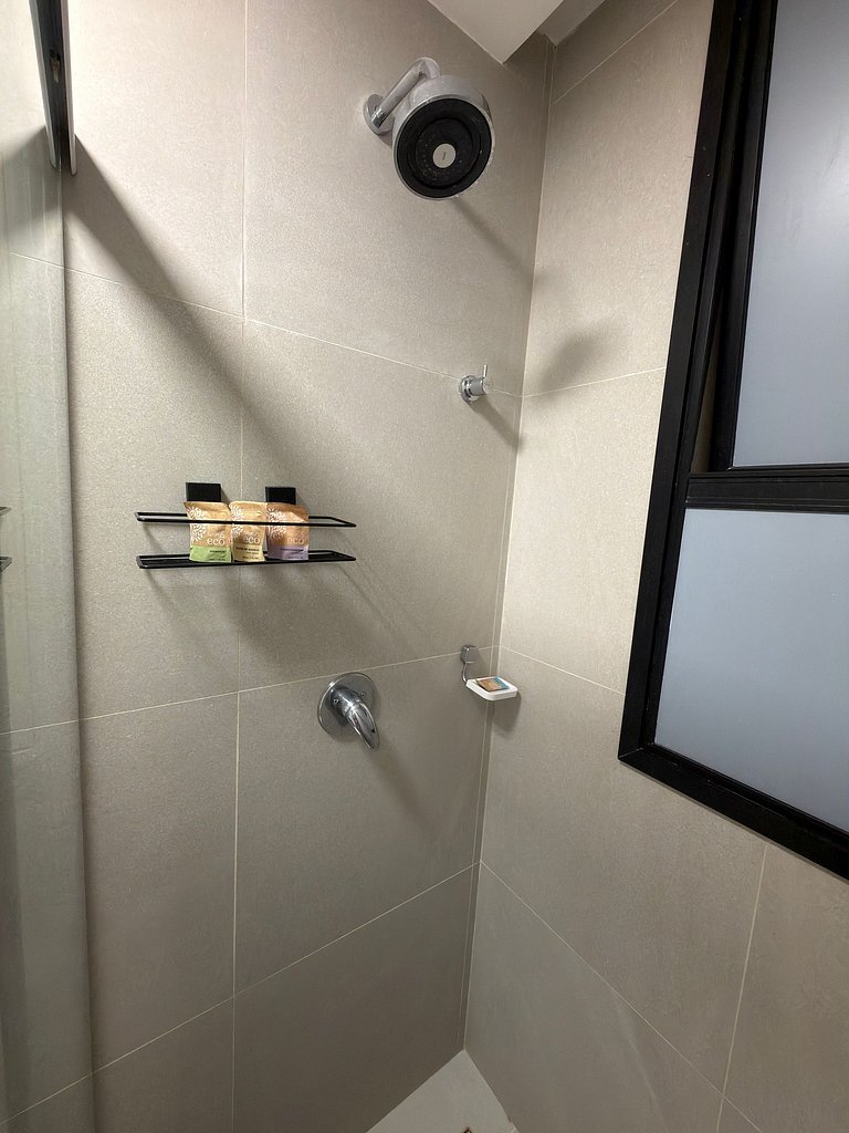 Cais - Golfinho - Vista Piscina | 2 qtos, by Manta