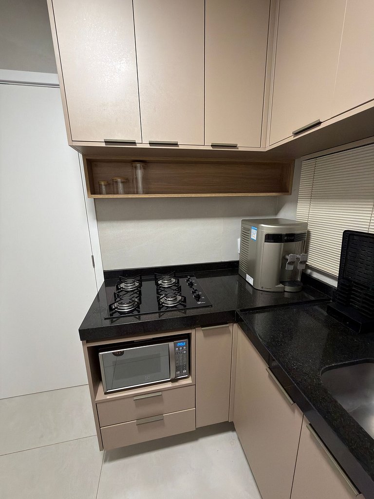 Cais - Golfinho - Vista Piscina | 2 qtos, by Manta